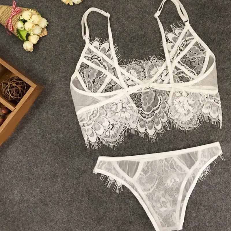 Lingerie Set – Subtiele verleiding in haar zuiverste vorm